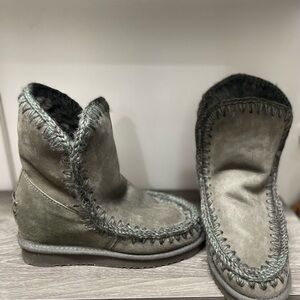 Mou Lap Suede Ankle Boots